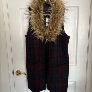 NWT Anthropologie Sanctuary vest with fur collar, perfect for winter!